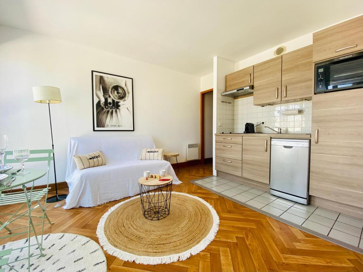Appartement Saint Claude - Centre Port ラ・ロシェル エクステリア 写真